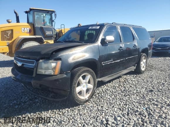 ✅ 2007 Chevrolet Suburban LTZ • VIN: 1GNFC160X7J177780 • Lot: 91195575. Listed on Copart with 260,336 mi. Free auction sales archive from the USA and detailed vehicle history report at DreamBid. Image 1.