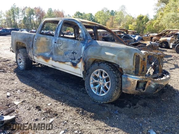 ✅ 2014 GMC Sierra 1500 SLT • VIN: 3GTU2VEC9EG173921 • Лот: 43561755. Опубликован ранее на IAAI с пробегом Не указан. Бесплатный доступ к архиву аукционных продаж из США и подробный отчёт об истории автомобиля на DreamBid. Изображение 1.