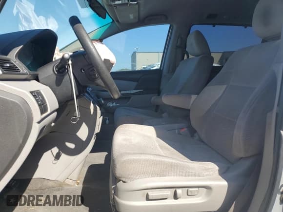 ✅ 2012 Honda Odyssey EX • VIN: 5FNRL5H45CB038865 • Lot: 87226525. Wystawiony na Copart z przebiegiem 182 599 mil. Bezpłatny archiwum sprzedaży aukcyjnych z USA i szczegółowy raport historii pojazdu na DreamBid. Zdjęcie 7.