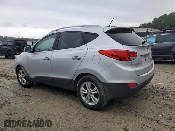 ✅ 2012 Hyundai Tucson Limited • VIN: KM8JUCAC0CU453997 • Лот: 80983605. Размещён на Copart с пробегом 220 192 миль миль. Получите бесплатный доступ к архиву аукционных продаж из США и посмотрите подробный отчёт об истории автомобиля на DreamBid. Изображение 2.