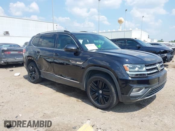 ✅ 2019 Volkswagen Atlas SEL Premium • VIN: 1V2NR2CA3KC501721 • Лот: 43250322. Опубликован ранее на IAAI с пробегом 98 618 миль. Бесплатный доступ к архиву аукционных продаж из США и подробный отчёт об истории автомобиля на DreamBid. Изображение 1.