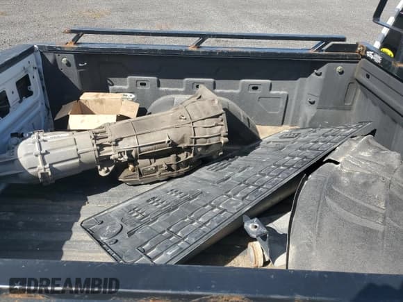 ✅ 2019 Chevrolet Silverado 1500 LT • VIN: 1GCPYDEK5KZ378483 • Lot: 71541405. Wystawiony na Copart z przebiegiem 169 508 mil. Bezpłatny archiwum sprzedaży aukcyjnych z USA i szczegółowy raport historii pojazdu na DreamBid. Zdjęcie 12.