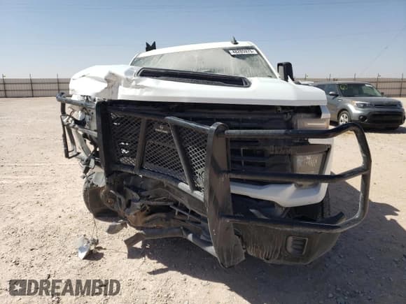 ✅ 2024 Chevrolet Silverado 2500HD Work Truck • VIN: 1GC1YLE75RF375560 • Лот: 48285975. Опубликован ранее на Copart с пробегом Не указан. Бесплатный доступ к архиву аукционных продаж из США и подробный отчёт об истории автомобиля на DreamBid. Изображение 5.