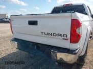✅ 2015 Toyota Tundra SR5 • VIN: 5TFRY5F19FX174744 • Lot: 43296453. Wystawiony na IAAI z przebiegiem 280 909 mil. Bezpłatny archiwum sprzedaży aukcyjnych z USA i szczegółowy raport historii pojazdu na DreamBid. Zdjęcie 6.