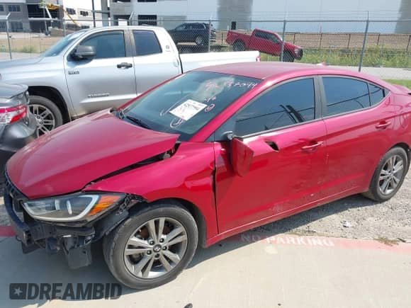 2018 Hyundai Elantra Limited с VIN 5NPD84LF8JH248115, выставлен на аукционе IAAI как лот 42557094 с пробегом 158 969 миль миль и . История ставок и продаж доступна на DreamBid. Изображение 6.