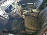 ✅ 2013 Ford Fusion SE • VIN: 3FA6P0H79DR111536 • Lot: 93869155. Wystawiony na Copart z przebiegiem 154 750 mil. Bezpłatny archiwum sprzedaży aukcyjnych z USA i szczegółowy raport historii pojazdu na DreamBid. Zdjęcie 7.