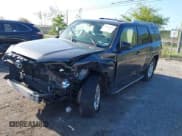 ✅ 2014 Toyota 4Runner SR5 • VIN: JTEZU5JR6E5075068 • Lot: 41962245. Wystawiony na IAAI z przebiegiem 133 521 mil. Bezpłatny archiwum sprzedaży aukcyjnych z USA i szczegółowy raport historii pojazdu na DreamBid. Zdjęcie 2.