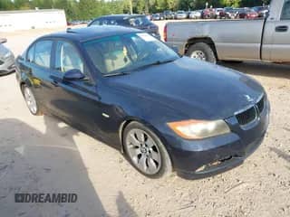 2006 BMW 3 Series 325i z VIN WBAVB13596KX48866, wystawiony jako IAAI lot #43079076 z przebiegiem 161 504 mil mil oraz . Historia ofert i sprzedaży dostępna na DreamBid. Obrazek 1.