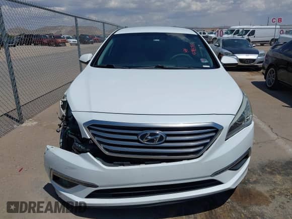 2015 Hyundai Sonata SE with VIN 5NPE24AF9FH149335, listed as a IAAI auction lot 42985916 with 111,875 mi miles and . Bid and sale history available at DreamBid. Image 12.