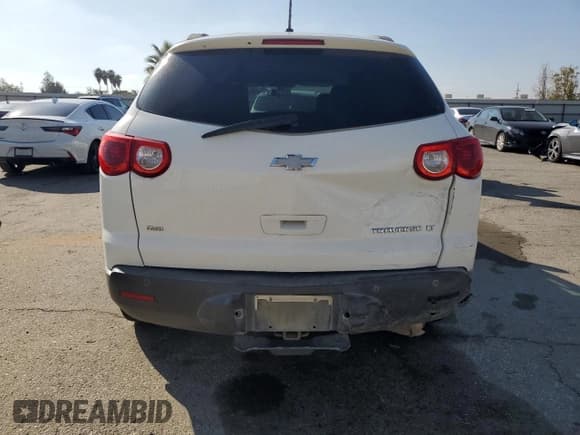 ✅ 2011 Chevrolet Traverse 1LT • VIN: 1GNKVGED8BJ304292 • Lot: 89505275. Wystawiony na Copart z przebiegiem 247 205 mil. Bezpłatny archiwum sprzedaży aukcyjnych z USA i szczegółowy raport historii pojazdu na DreamBid. Zdjęcie 6.