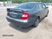 ✅ 2002 Toyota Camry XLE • VIN: 4T1BF30K82U527415 • Lot: 42814159. Wystawiony na IAAI z przebiegiem 175 919 mil. Bezpłatny archiwum sprzedaży aukcyjnych z USA i szczegółowy raport historii pojazdu na DreamBid. Zdjęcie 6.