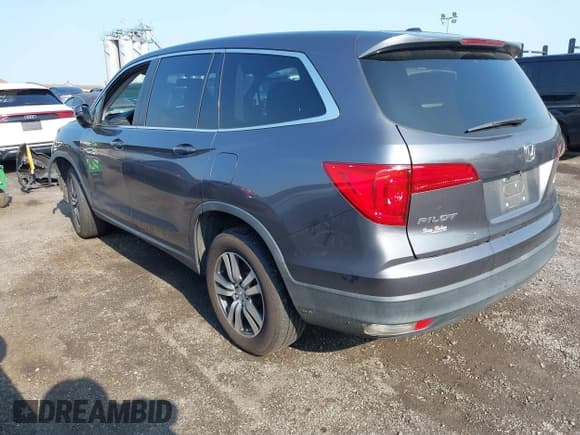 ✅ 2017 Honda Pilot EX-L • VIN: 5FNYF6H5XHB093028 • Lot: 42452779. Listed on IAAI with 134,559 mi. Free auction sales archive from the USA and detailed vehicle history report at DreamBid. Image 3.