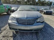 ✅ 2009 Chrysler Sebring Touring • VIN: 1C3LC55D29N514658 • Lot: 85306105. Wystawiony na Copart z przebiegiem 202 735 mil. Bezpłatny archiwum sprzedaży aukcyjnych z USA i szczegółowy raport historii pojazdu na DreamBid. Zdjęcie 5.