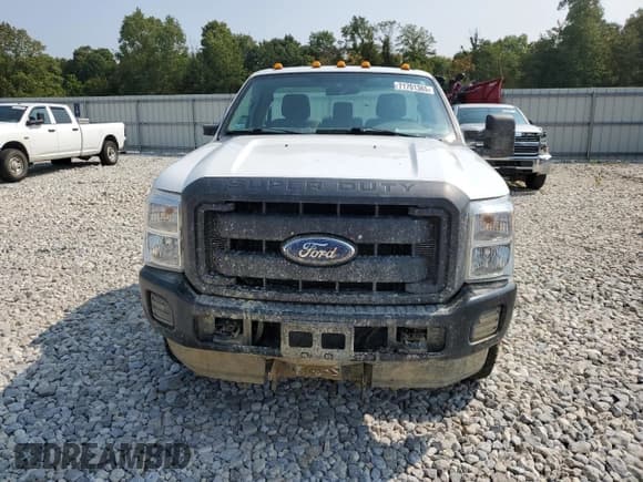 ✅ 2012 Ford F-350 XL • VIN: 1FTRF3B61CEA64113 • Lot: 71701365. Listed on Copart with 54,673 mi. Free auction sales archive from the USA and detailed vehicle history report at DreamBid. Image 5.