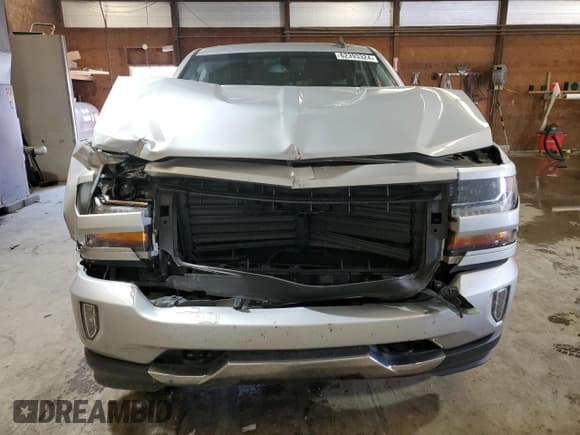 ✅ 2017 Chevrolet Silverado 1500 LT • VIN: 1GCVKREC2HZ320483 • Лот: 62393324. Опубликован ранее на Copart с пробегом Не указан. Бесплатный доступ к архиву аукционных продаж из США и подробный отчёт об истории автомобиля на DreamBid. Изображение 5.