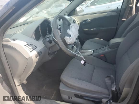 ✅ 2012 Chevrolet Malibu 1LS • VIN: 1G1ZB5E00CF191856 • Lot: 70318654. Listed on Copart with 119,183 mi. Free auction sales archive from the USA and detailed vehicle history report at DreamBid. Image 7.