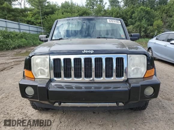 ✅ 2008 Jeep Commander Limited • VIN: 1J8HG58228C184622 • Lot: 67814105. Wystawiony na Copart z przebiegiem 205 399 mil. Bezpłatny archiwum sprzedaży aukcyjnych z USA i szczegółowy raport historii pojazdu na DreamBid. Zdjęcie 5.