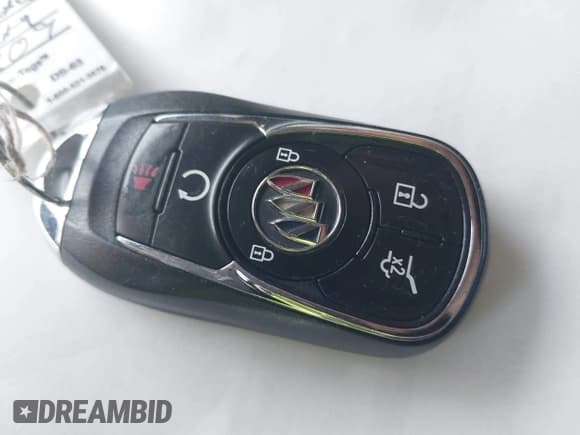 ✅ 2021 Buick Encore GX Essence • VIN: KL4MMGSL7MB102809 • Lot: 42999166. Listed on IAAI with 33,027 mi. Free auction sales archive from the USA and detailed vehicle history report at DreamBid. Image 11.