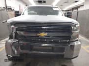 ✅ 2015 Chevrolet Silverado 2500HD Work Truck • VIN: 1GC2KUEGXFZ542615 • Lot: 42372675. Wystawiony na IAAI z przebiegiem 154 300 mil. Bezpłatny archiwum sprzedaży aukcyjnych z USA i szczegółowy raport historii pojazdu na DreamBid. Zdjęcie 12.
