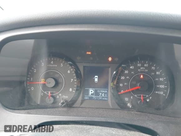 ✅ 2015 Toyota Sienna LE AAS • VIN: 5TDKK3DC6FS598495 • Lot: 42870508. Wystawiony na IAAI z przebiegiem 75 134 mil. Bezpłatny archiwum sprzedaży aukcyjnych z USA i szczegółowy raport historii pojazdu na DreamBid. Zdjęcie 7.