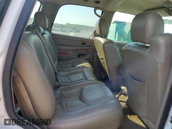 ✅ 2005 Chevrolet Tahoe LS • VIN: 1GNEC13V65R149100 • Лот: 61179975. Опубликован ранее на Copart с пробегом 283 123 миль. Бесплатный доступ к архиву аукционных продаж из США и подробный отчёт об истории автомобиля на DreamBid. Изображение 11.