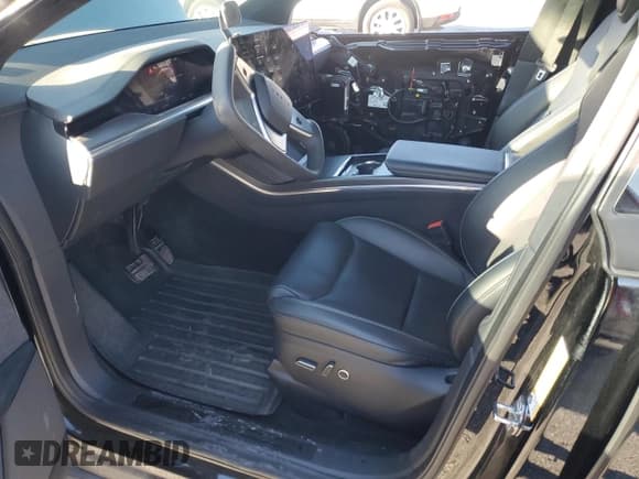 ✅ 2023 Tesla Model X Plaid • VIN: 7SAXCBE60PF385654 • Lot: 87193414. Wystawiony na Copart z przebiegiem 30 184 mil. Bezpłatny archiwum sprzedaży aukcyjnych z USA i szczegółowy raport historii pojazdu na DreamBid. Zdjęcie 7.