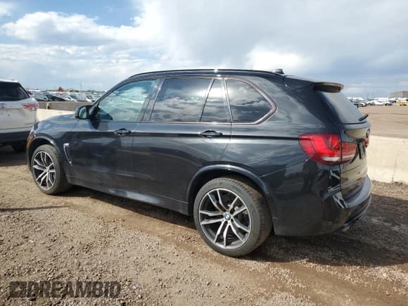 ✅ 2016 BMW X5 M • VIN: 5YMKT6C57G0R77910 • Lot: 81314155. Wystawiony na Copart z przebiegiem 89 635 mil. Bezpłatny archiwum sprzedaży aukcyjnych z USA i szczegółowy raport historii pojazdu na DreamBid. Zdjęcie 2.