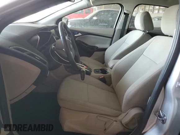 ✅ 2013 Ford Focus Electric • VIN: 1FADP3R47DL172119 • Lot: 65436844. Listed on Copart with 46,729 mi. Free auction sales archive from the USA and detailed vehicle history report at DreamBid. Image 7.