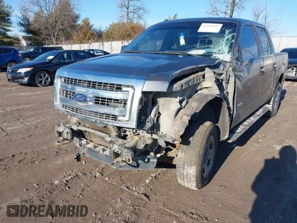 ✅ 2013 Ford F-150 XL • VIN: 1FTFW1ET6DFD65707 • Лот: 41592995. Опубликован ранее на IAAI с пробегом 215 848 миль. Бесплатный доступ к архиву аукционных продаж из США и подробный отчёт об истории автомобиля на DreamBid. Изображение 6.