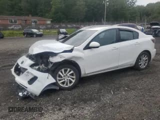 ✅ 2013 Mazda 3 i Sport • VIN: JM1BL1U85D1702546 • Lot: 84590475. Listed on Copart with 189,030 mi. Free auction sales archive from the USA and detailed vehicle history report at DreamBid. Image 1.