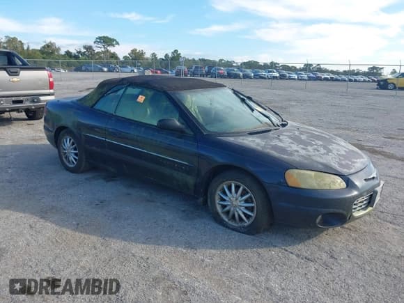 ✅ 2001 Chrysler Sebring Limited • VIN: 1C3EL65U01N655408 • Lot: 43794645. Wystawiony na IAAI z przebiegiem Nie podano. Bezpłatny archiwum sprzedaży aukcyjnych z USA i szczegółowy raport historii pojazdu na DreamBid. Zdjęcie 1.