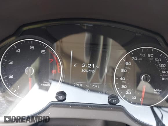 ✅ 2014 Audi Q5 Premium Plus • VIN: WA1DGAFP0EA049217 • Lot: 41857129. Listed on IAAI with 78,960 mi. Free auction sales archive from the USA and detailed vehicle history report at DreamBid. Image 7.