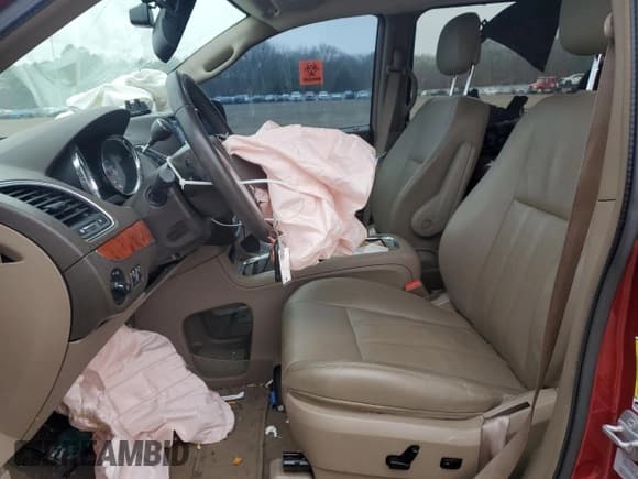 ✅ 2015 Chrysler Town & Country Touring • VIN: 2C4RC1CG6FR628995 • Лот: 86584344. Опубликован ранее на Copart с пробегом 104 018 миль. Бесплатный доступ к архиву аукционных продаж из США и подробный отчёт об истории автомобиля на DreamBid. Изображение 7.