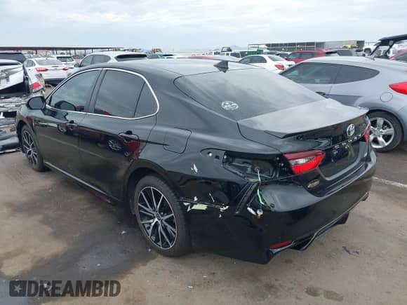 2023 Toyota Camry SE Nightshade с VIN 4T1T11AK0PU811053, выставлен на аукционе IAAI как лот 43381089 с пробегом 45 518 миль миль и . История ставок и продаж доступна на DreamBid. Изображение 3.