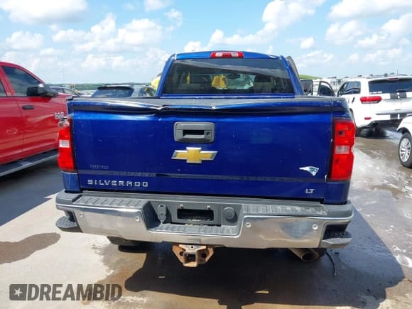 ✅ 2015 Chevrolet Silverado 2500HD LT • VIN: 1GC1KVEG4FF107284 • Lot: 42907719. Listed on IAAI with 313,421 mi. Free auction sales archive from the USA and detailed vehicle history report at DreamBid. Image 16.