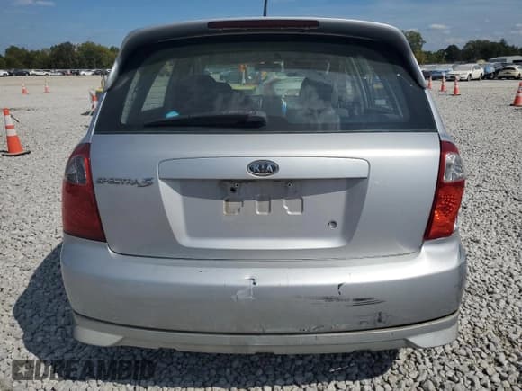 ✅ 2006 Kia Spectra • VIN: KNAFE161665336911 • Lot: 80329535. Listed on Copart with 161,517 mi. Free auction sales archive from the USA and detailed vehicle history report at DreamBid. Image 6.