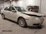 ✅ 2008 Mercury Milan Premier • VIN: 3MEHM08ZX8R659644 • Lot: 43672975. Wystawiony na IAAI z przebiegiem 247 953 mil. Bezpłatny archiwum sprzedaży aukcyjnych z USA i szczegółowy raport historii pojazdu na DreamBid. Zdjęcie 1.