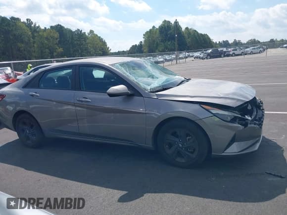 ✅ 2023 Hyundai Elantra SEL • VIN: KMHLM4AG3PU465990 • Lot: 43314922. Listed on IAAI with 51,529 mi. Free auction sales archive from the USA and detailed vehicle history report at DreamBid. Image 14.