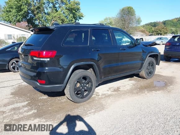 ✅ 2019 Jeep Grand Cherokee Altitude • VIN: 1C4RJFAG6KC786424 • Lot: 43420353. Wystawiony na IAAI z przebiegiem 76 367 mil. Bezpłatny archiwum sprzedaży aukcyjnych z USA i szczegółowy raport historii pojazdu na DreamBid. Zdjęcie 4.