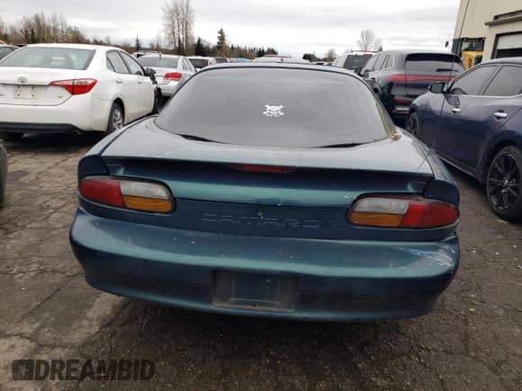 1997 Chevrolet Camaro z VIN 2G1FP22K2V2110191, wystawiony jako Copart lot #45376395 z przebiegiem Nie podano mil oraz Szkoda całkowita • Salvage title. Historia ofert i sprzedaży dostępna na DreamBid. Obrazek 6.