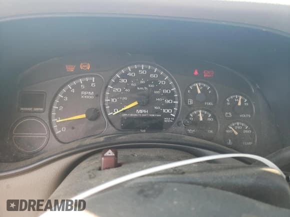 ✅ 2000 Chevrolet Silverado 1500 LS • VIN: 2GCEC19T0Y1141389 • Лот: 77628604. Опубликован ранее на Copart с пробегом 325 624 миль. Бесплатный доступ к архиву аукционных продаж из США и подробный отчёт об истории автомобиля на DreamBid. Изображение 9.