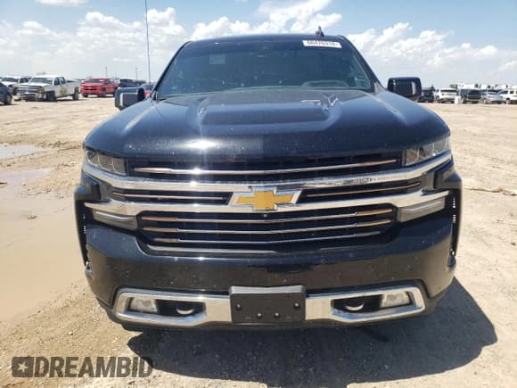 ✅ 2021 Chevrolet Silverado 1500 High Country • VIN: 3GCUYHELXMG103973 • Lot: 60476314. Wystawiony na Copart z przebiegiem 67 378 mil. Bezpłatny archiwum sprzedaży aukcyjnych z USA i szczegółowy raport historii pojazdu na DreamBid. Zdjęcie 5.