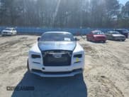 ✅ 2018 Rolls-Royce Dawn • VIN: SCA666D52JU115704 • Lot: 41816328. Wystawiony na IAAI z przebiegiem 41 305 mil. Bezpłatny archiwum sprzedaży aukcyjnych z USA i szczegółowy raport historii pojazdu na DreamBid. Zdjęcie 13.