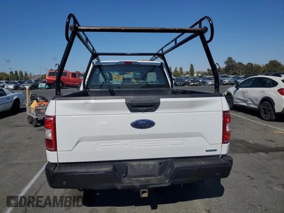 ✅ 2018 Ford F-150 XL • VIN: 1FTEX1CG5JFA65411 • Lot: 70423215. Wystawiony na Copart z przebiegiem 173 958 mil. Bezpłatny archiwum sprzedaży aukcyjnych z USA i szczegółowy raport historii pojazdu na DreamBid. Zdjęcie 6.