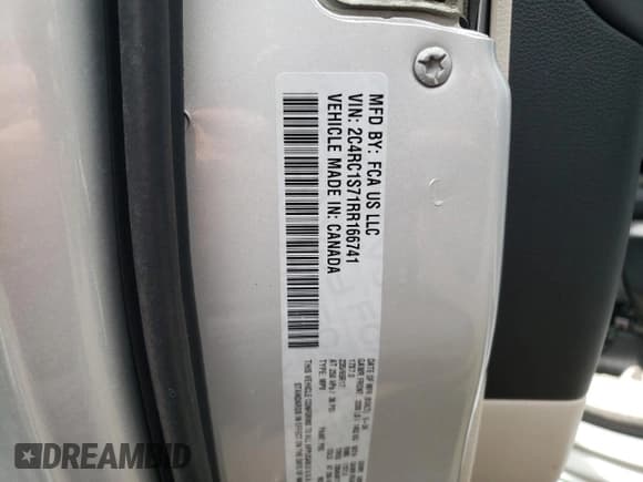 ✅ 2024 Chrysler Pacifica Hybrid Select • VIN: 2C4RC1S71RR166741 • Lot: 70136935. Listed on Copart with 17,555 mi. Free auction sales archive from the USA and detailed vehicle history report at DreamBid. Image 13.