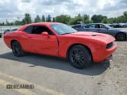 ✅ 2019 Dodge Challenger SXT • VIN: 2C3CDZGG4KH522173 • Lot: 65908284. Wystawiony na Copart z przebiegiem 95 134 mil. Bezpłatny archiwum sprzedaży aukcyjnych z USA i szczegółowy raport historii pojazdu na DreamBid. Zdjęcie 4.