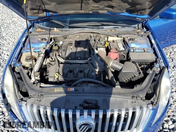 ✅ 2011 Mercury Milan Premier • VIN: 3MEHM0JG7BR602530 • Lot: 62390375. Listed on Copart with 131,228 mi. Free auction sales archive from the USA and detailed vehicle history report at DreamBid. Image 11.