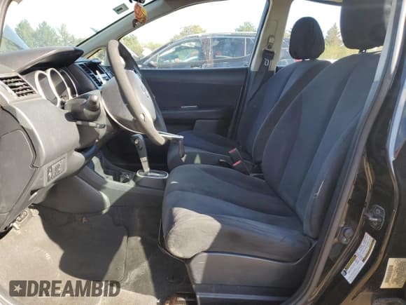 ✅ 2009 Nissan Versa SL • VIN: 3N1BC11EX9L393671 • Lot: 89810675. Listed on Copart with Not provided. Free auction sales archive from the USA and detailed vehicle history report at DreamBid. Image 7.