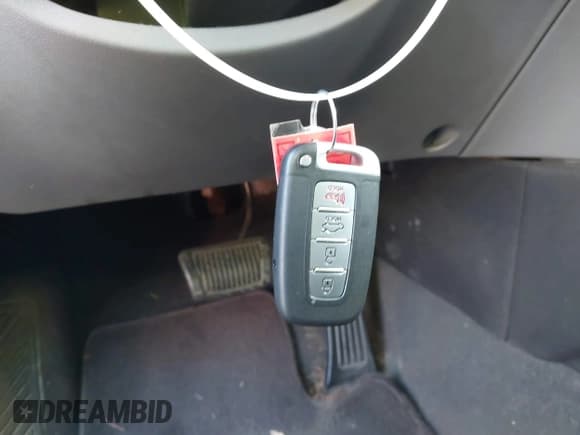 ✅ 2011 Hyundai Sonata SE • VIN: 5NPEC4AC3BH110270 • Лот: 43674405. Опубликован ранее на IAAI с пробегом 90 279 миль. Бесплатный доступ к архиву аукционных продаж из США и подробный отчёт об истории автомобиля на DreamBid. Изображение 11.