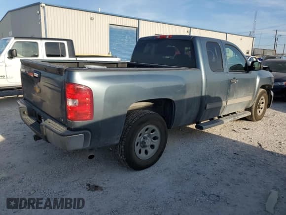 ✅ 2013 Chevrolet Silverado 1500 LS • VIN: 1GCRCREA9DZ117503 • Lot: 67924884. Listed on Copart with 198,531 mi. Free auction sales archive from the USA and detailed vehicle history report at DreamBid. Image 3.